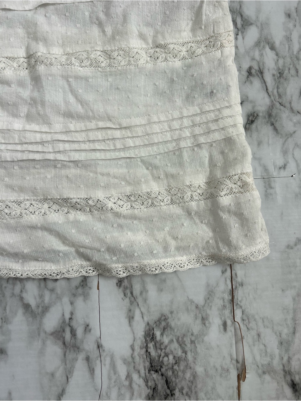Sundance | women’s size XL Daisy floral embroidered, eyelet button front tank - Picture 6 of 11